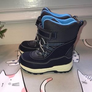Carter’s Toddler Boy’s Snow Boots Size 6